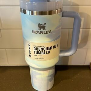 New Stanley Quencher 40oz Cool Serene Light Blue Purple Periwinkle Brushstroke